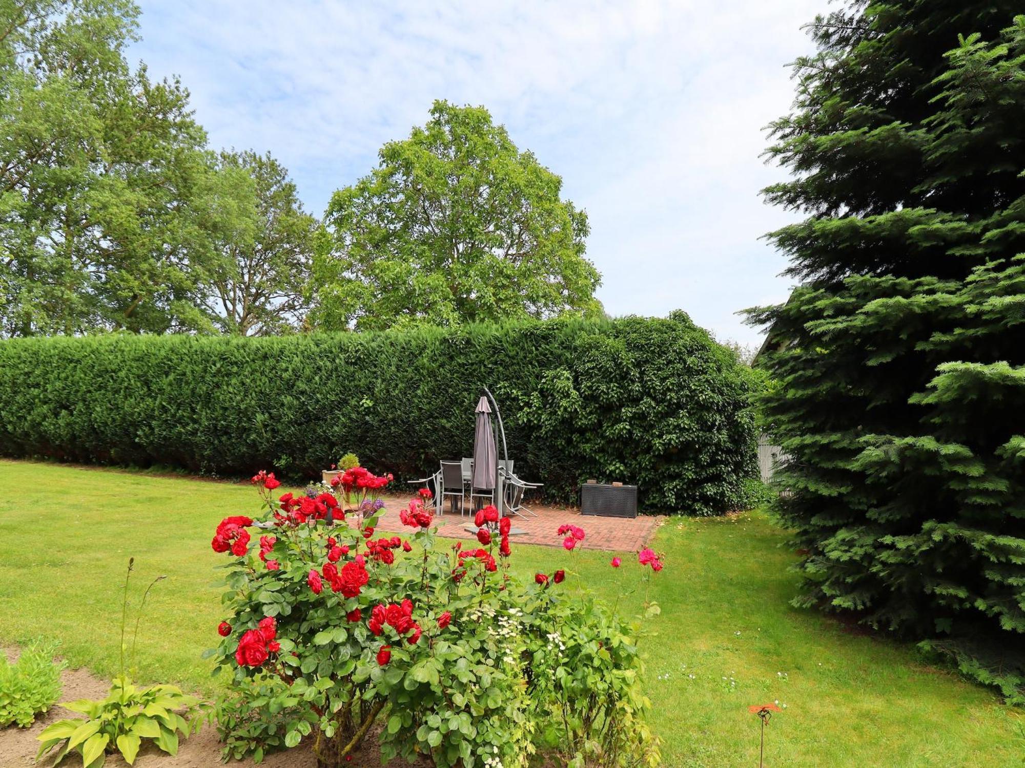 Inviting Apartment In Wendelstorf With Communal Garden Εξωτερικό φωτογραφία